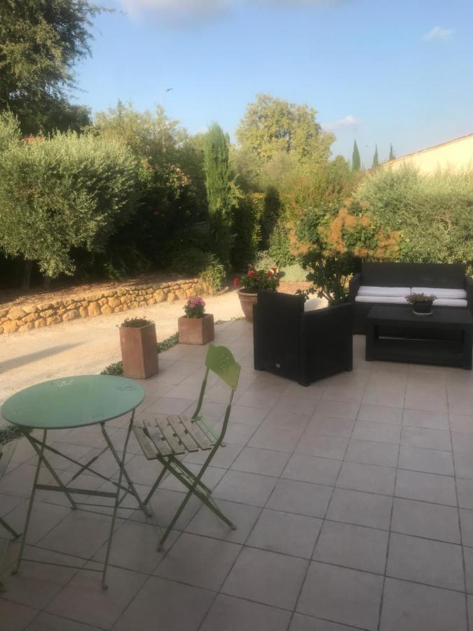 Willa Studio 30 M² Lançon-Provence Zewnętrze zdjęcie